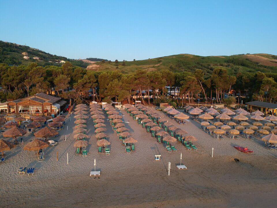 Hotel Petit Silvi Marina Esterno foto